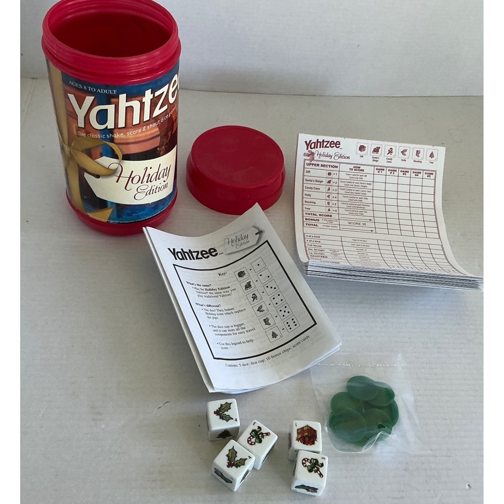 USAopoly Y2K Yahtzee Holiday Edition Christmas Dice Game‎ Travel Shaker 2007
